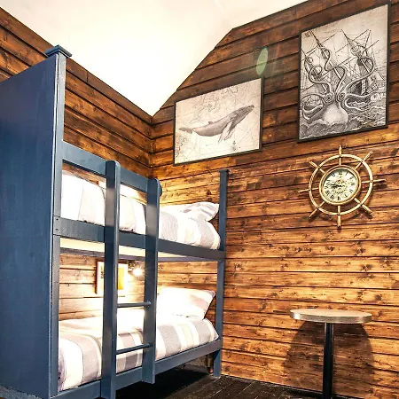 The House Хостел *