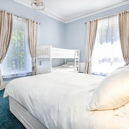 The House Хостел *